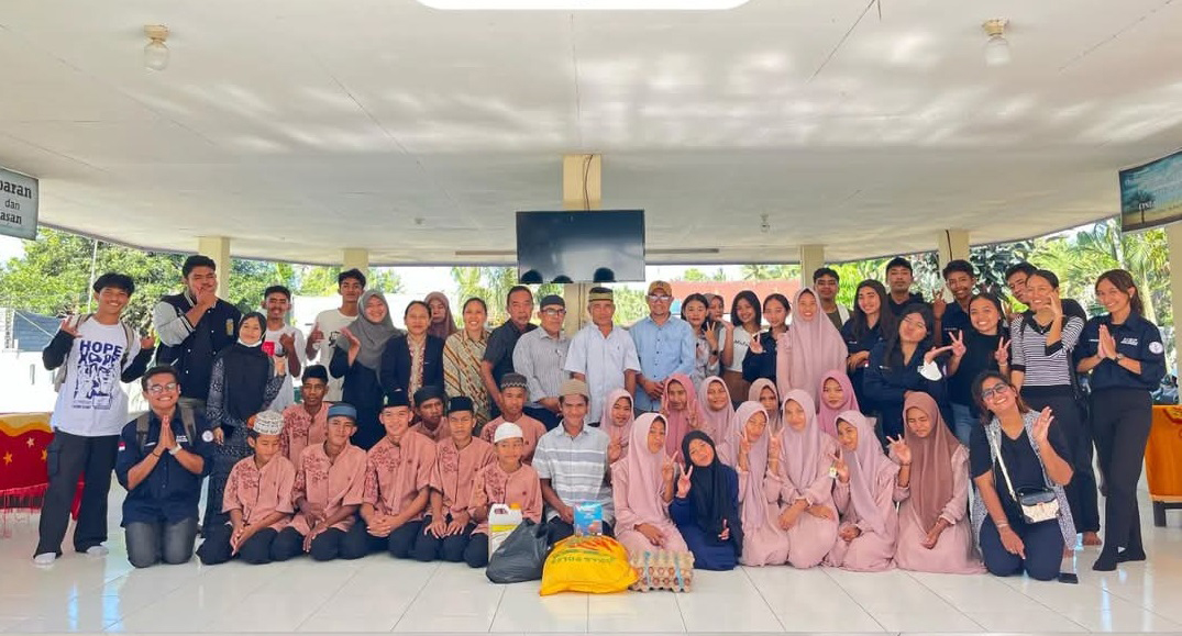 Aksi berbagi kasih FISHUM